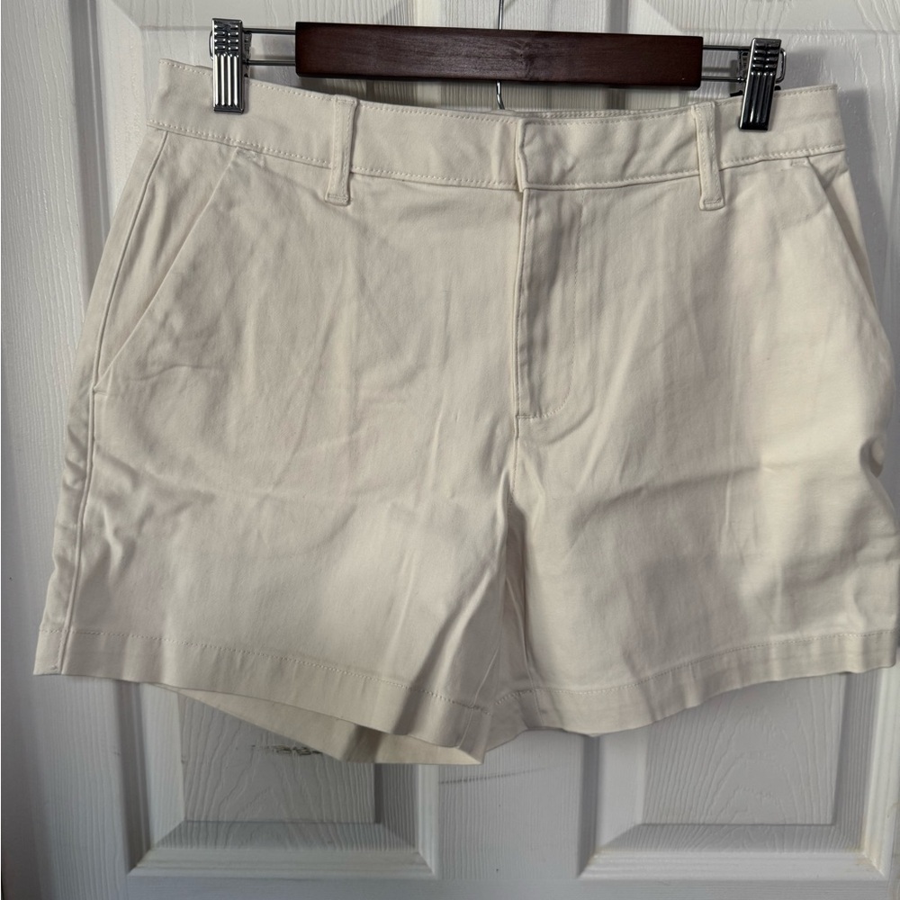 Banana Republic Off-White Tailored Woman’s  Bermuda Shorts Size 10